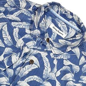 Tommy Bahama 100% Silk Hawaiian Shirt Mens L Blue Floral Short Sleeve Button Up